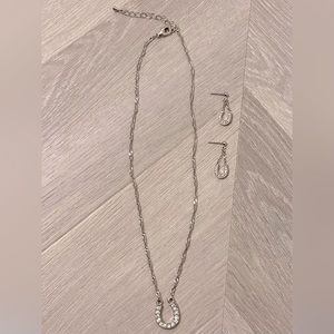 Women’s Horseshoe Necklace Set with Earrings